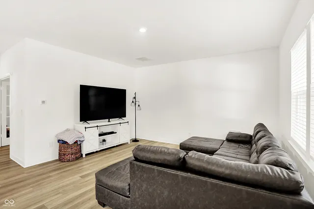 $399,900 | 8563 Lester Place, Pendleton, IN 46064