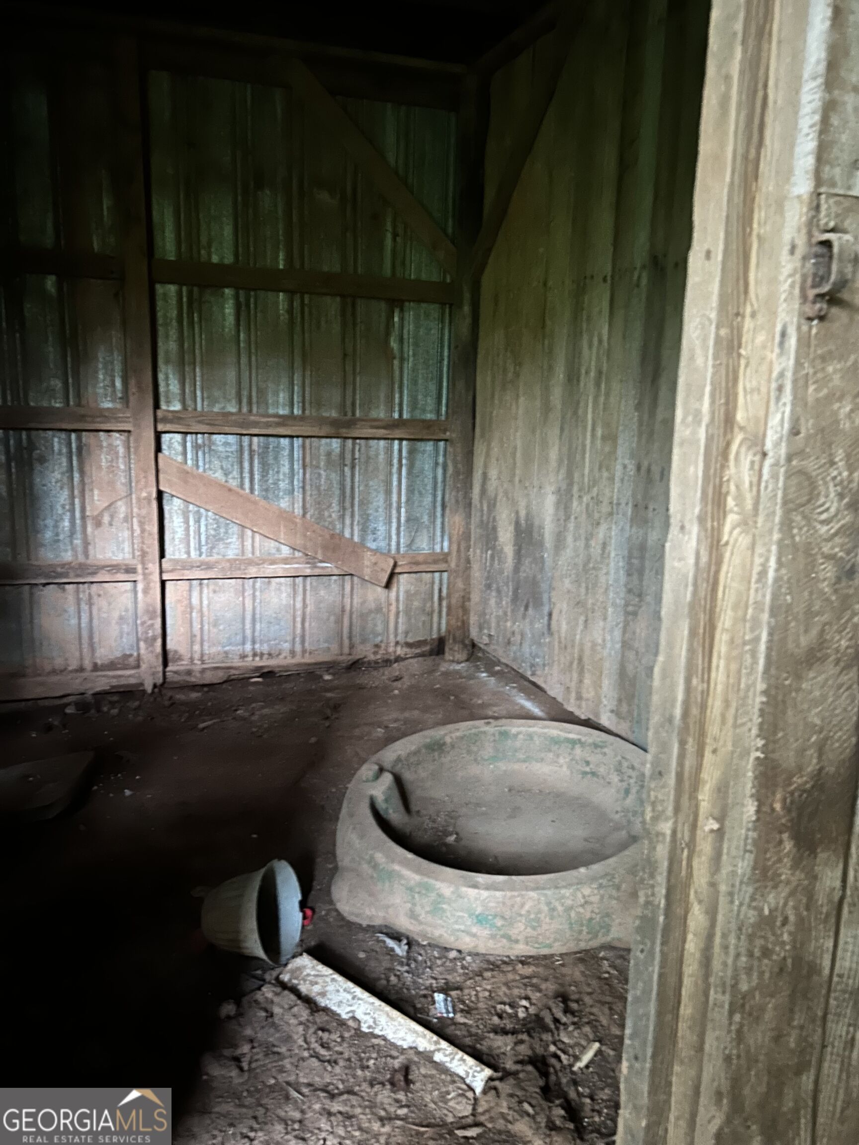 505 Hank Fry Road Clarkesville, GA 30523 - Photo 12 of 23 Barn
