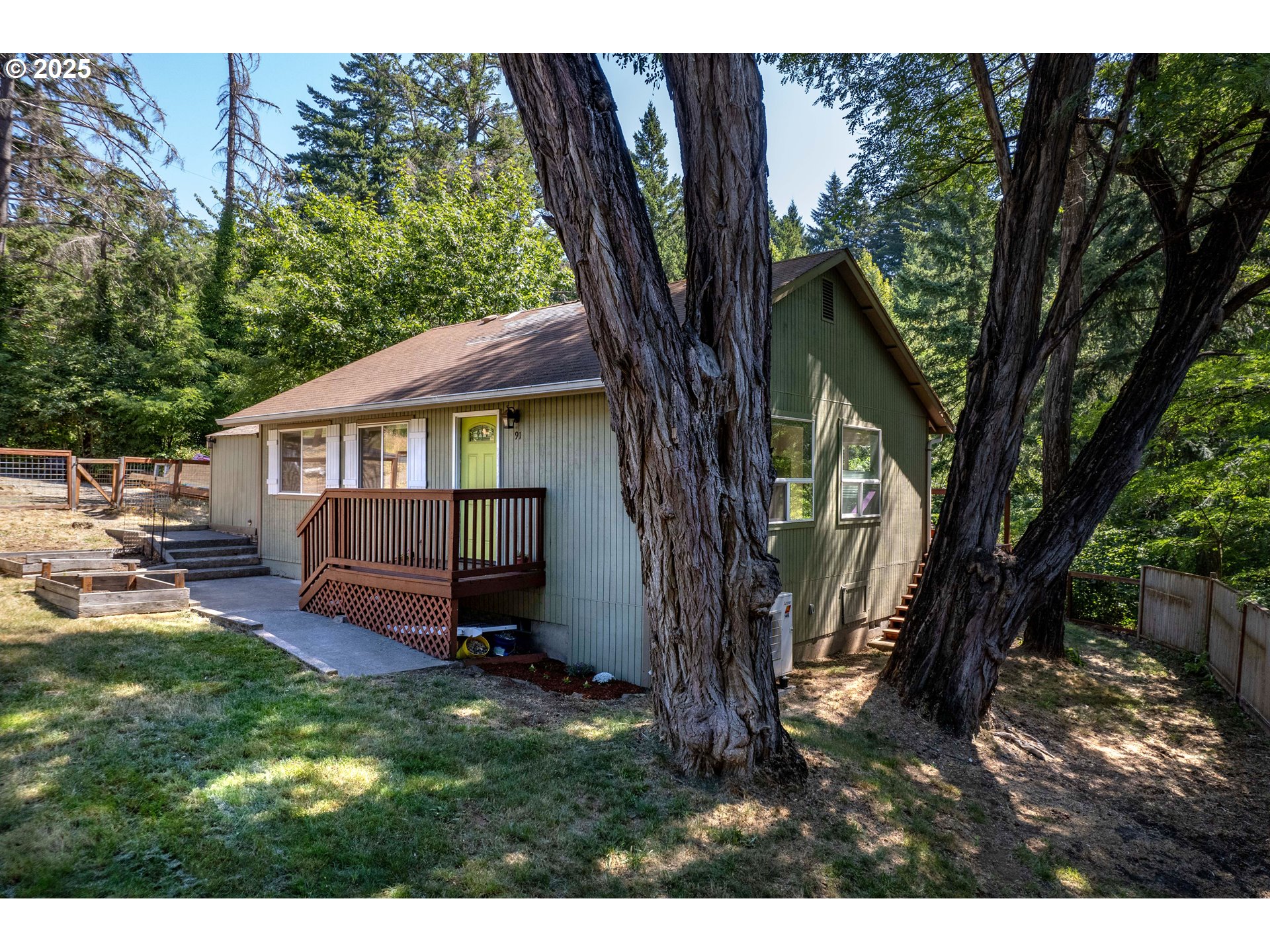 91 Carson Depot Road Carson, WA 98610 - Photo 2 of 44 Gallery Image 2