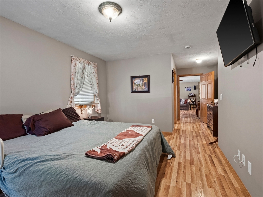 750 Northfield Road Lunenburg, MA 01462 - Photo 21 of 42