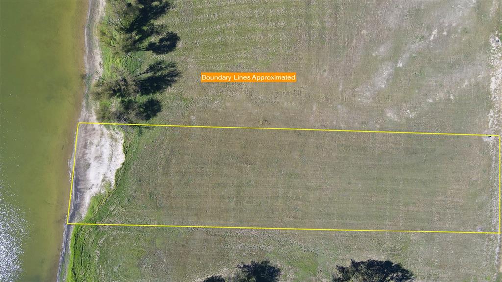 Lot 10 Triangle Shores Drive Corsicana, TX 75109 - Photo 4 of 40 a bathroom with a shower