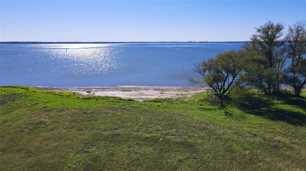 Lot 10 Triangle Shores Drive Corsicana, TX 75109 - Photo 10 of 40 a view of yard with grass