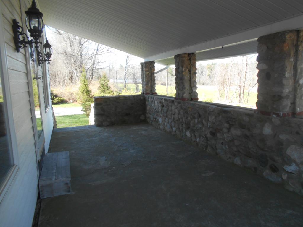 20-24 Floyd Road Derry, NH 03038 - Photo 25 of 31