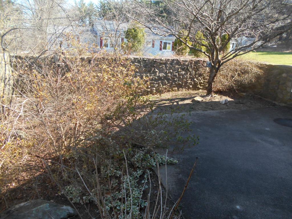 20-24 Floyd Road Derry, NH 03038 - Photo 26 of 31