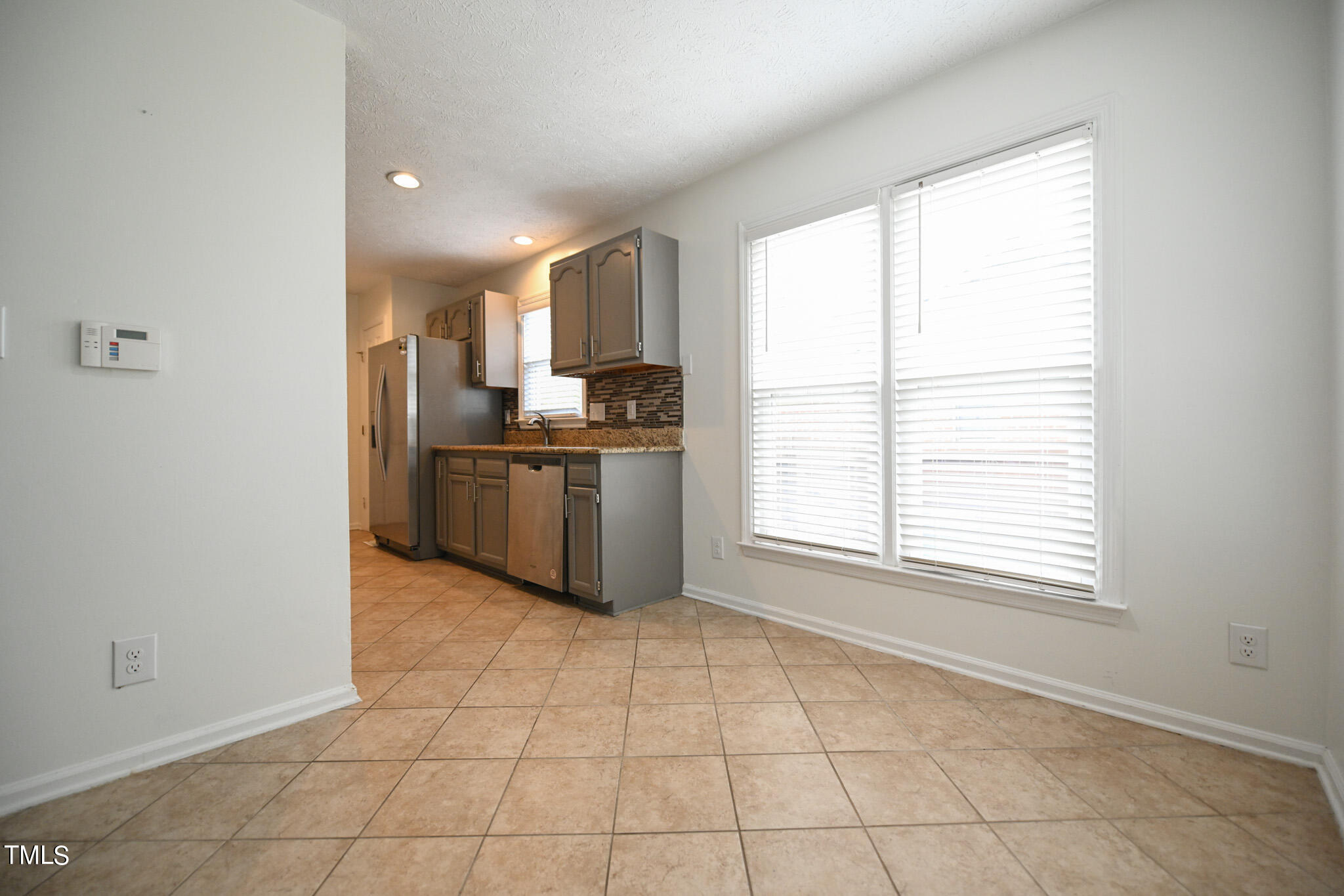 5057 Summer Ridge Road Fayetteville, NC 28303 - Photo 10 of 28 010