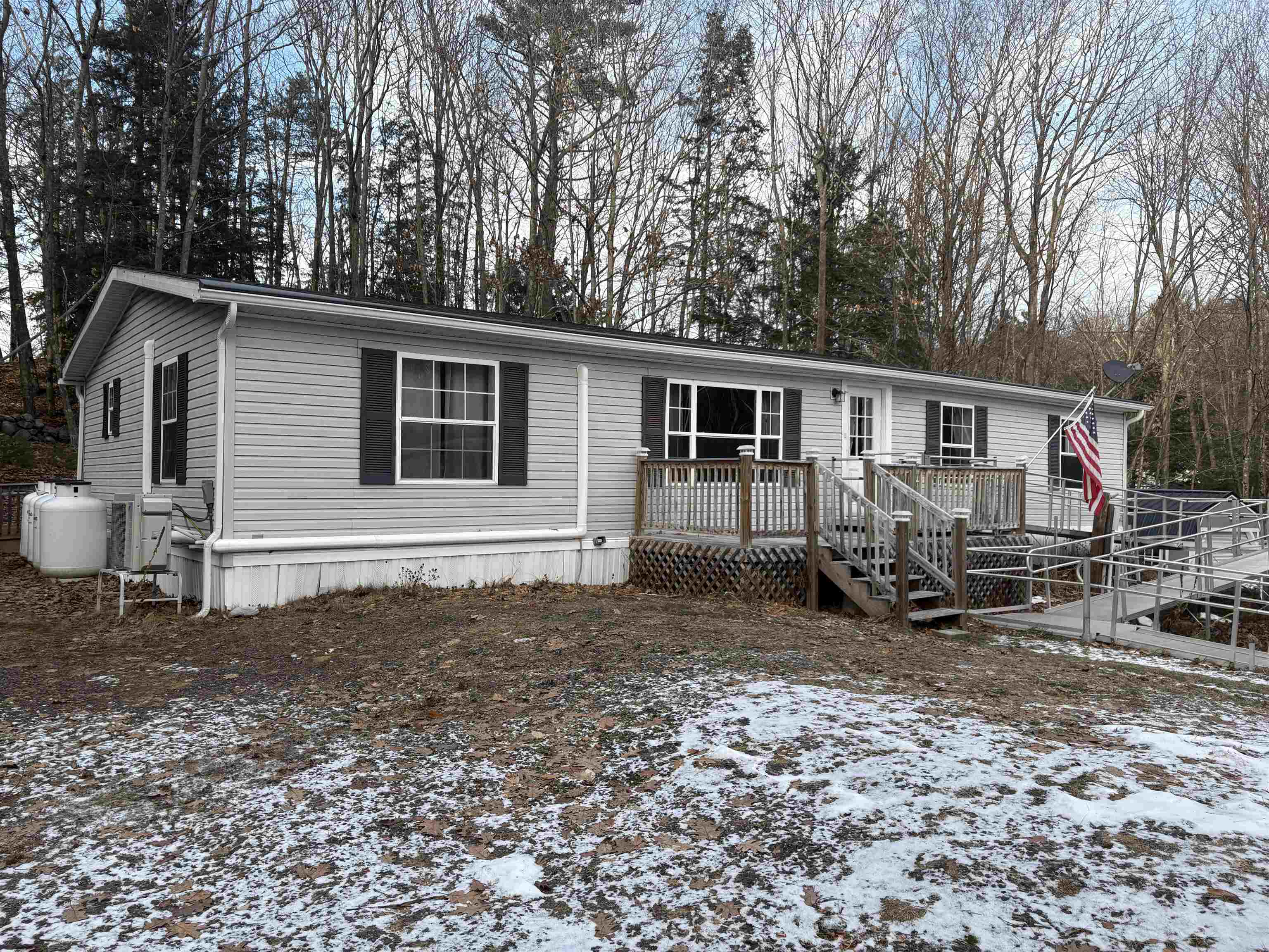 133 Fellows Hill Road Northfield, NH 03220 - Photo 1 of 35 Gallery Image 1