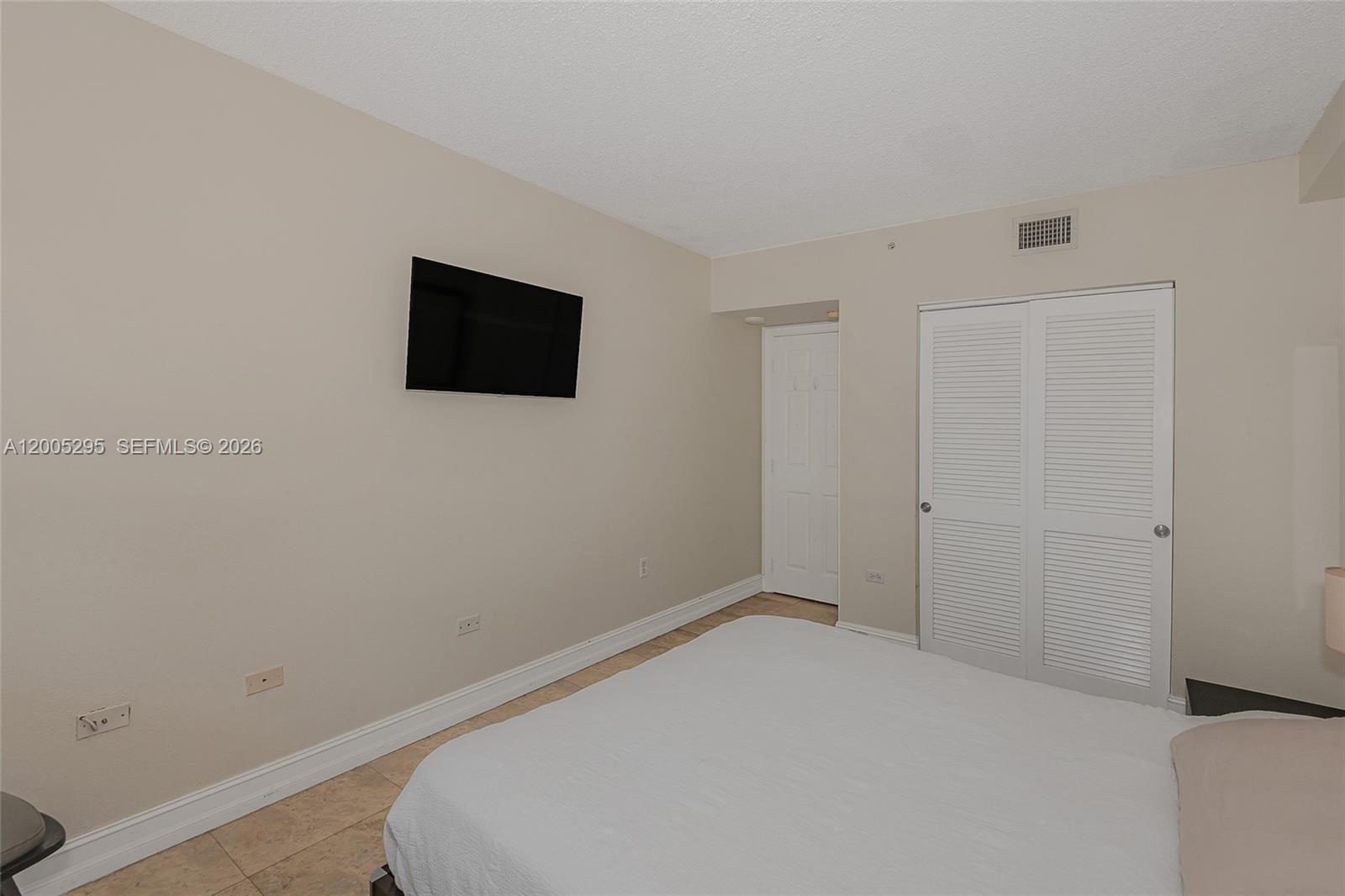 1500 Bay Road, Unit 116S Miami Beach, FL 33139 - Photo 19 of 32