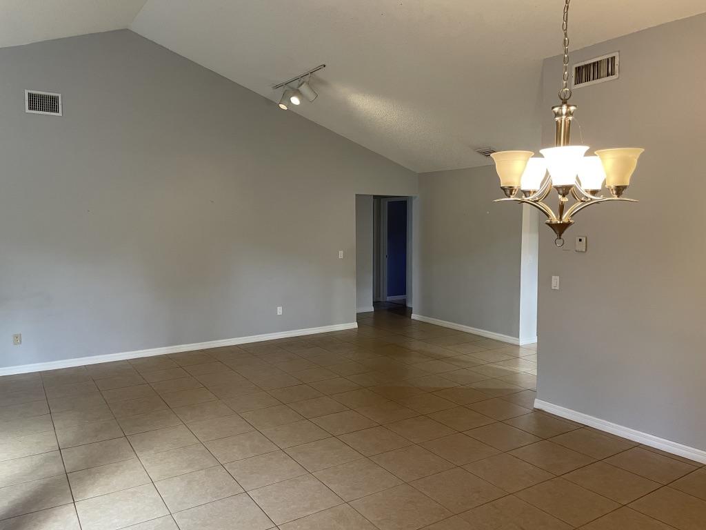 20875 Vía Madeira Boca Raton, FL 33433 - Photo 7 of 24 UNADJUSTEDNONRAW_thumb_1b27