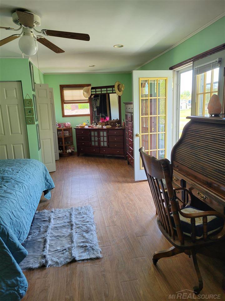 2235 Pointe Tremble Road Algonac, MI 48001 - Photo 21 of 34 50046113-21.JPG