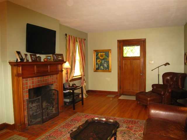 184 South Ardmore Road Columbus, OH 43209 - Photo 5 of 18