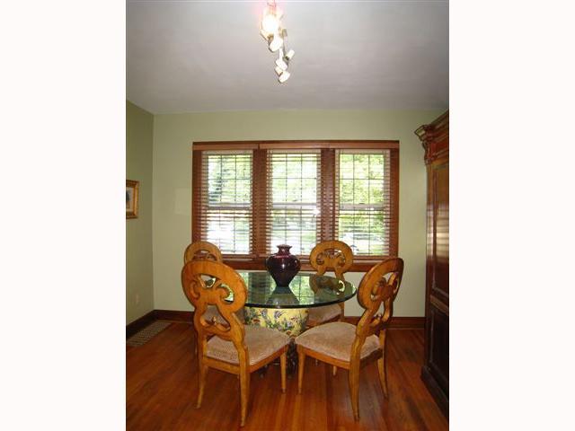 184 South Ardmore Road Columbus, OH 43209 - Photo 8 of 18