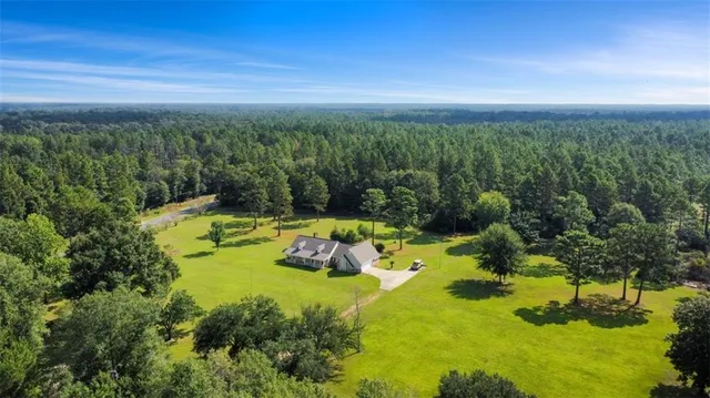 $305,000 | 68436 Walker Road, Kentwood, LA 70444