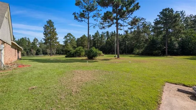 $305,000 | 68436 Walker Road, Kentwood, LA 70444