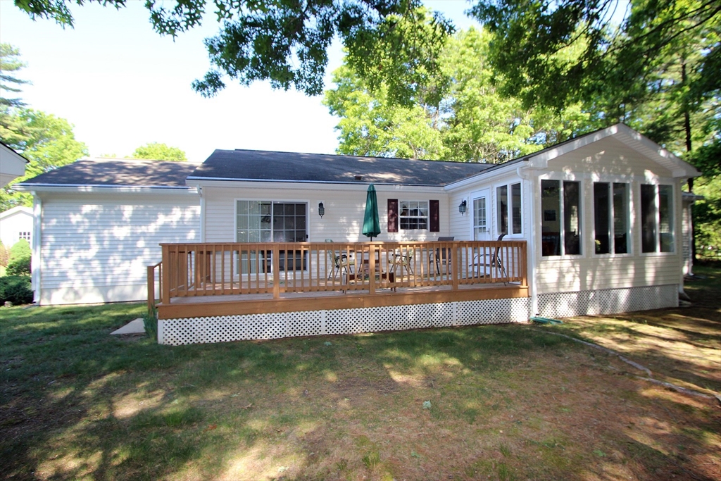 507 Crystal Way Middleboro, MA 02346 - Photo 34 of 36