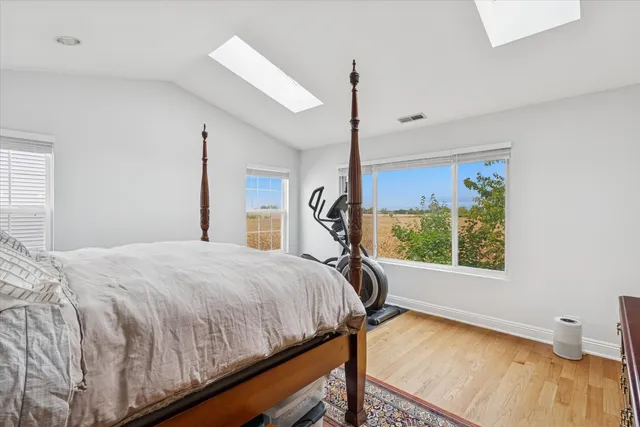 $289,000 | 7011 Clearwater Drive, Plainfield, IL 60586