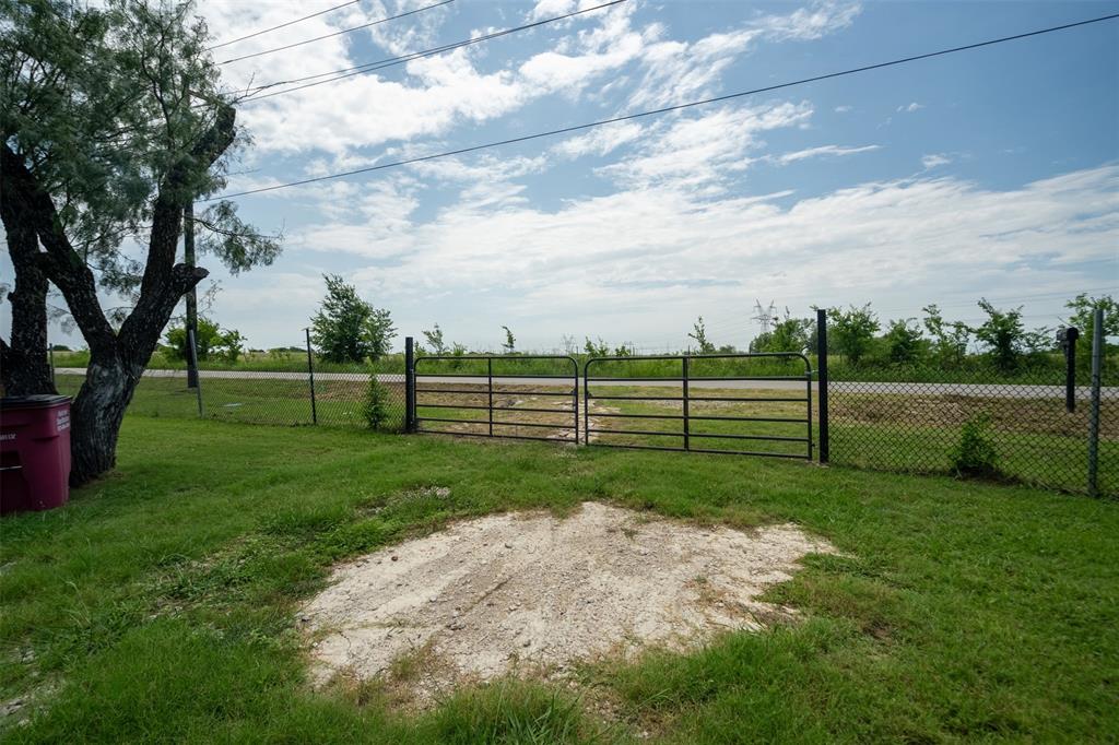 7002 Fair Road Kaufman, TX 75142 - Photo 32 of 36