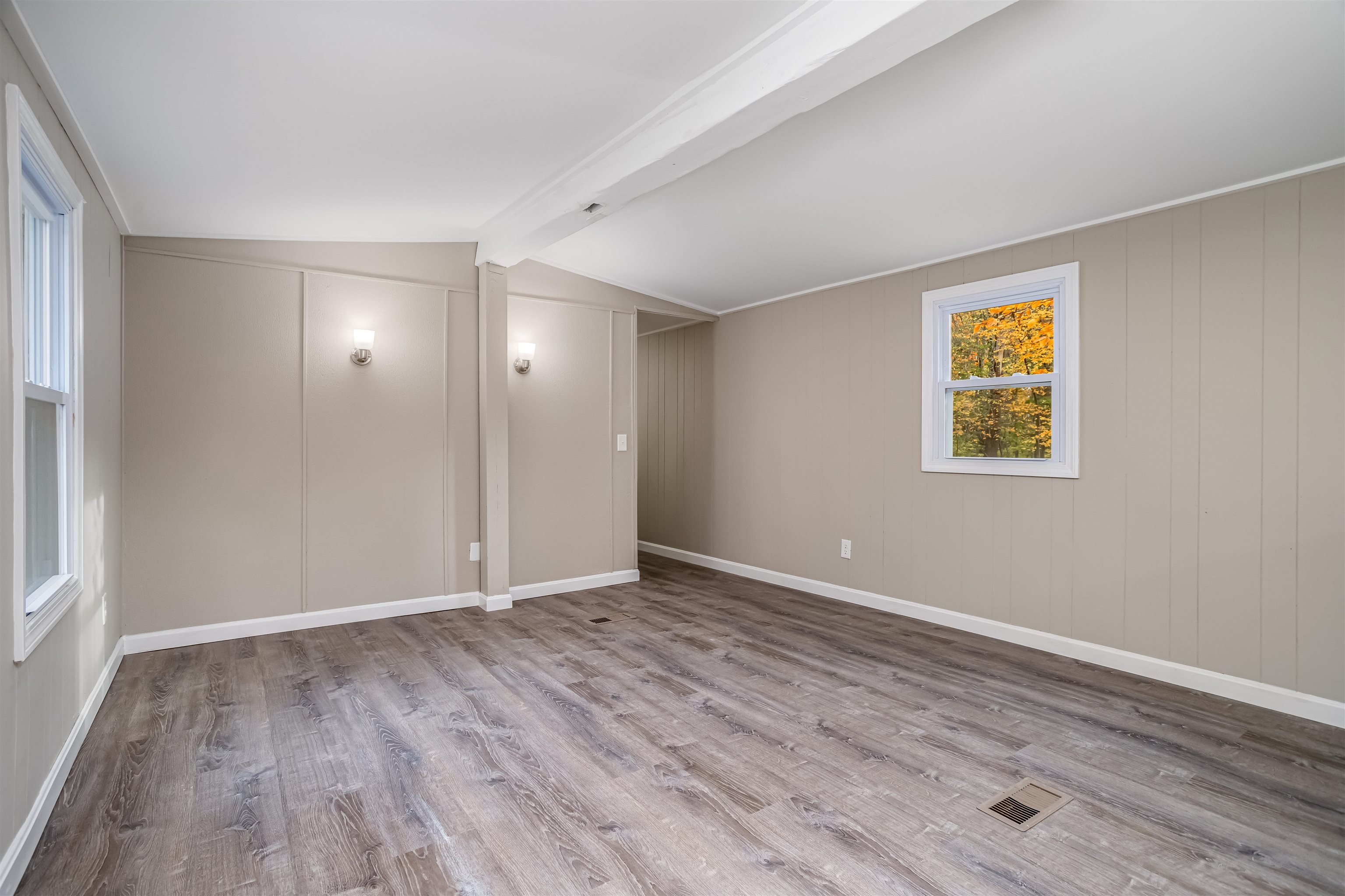 42 Chestnut Hill Road Farmington, NH 03835 - Photo 3 of 18
