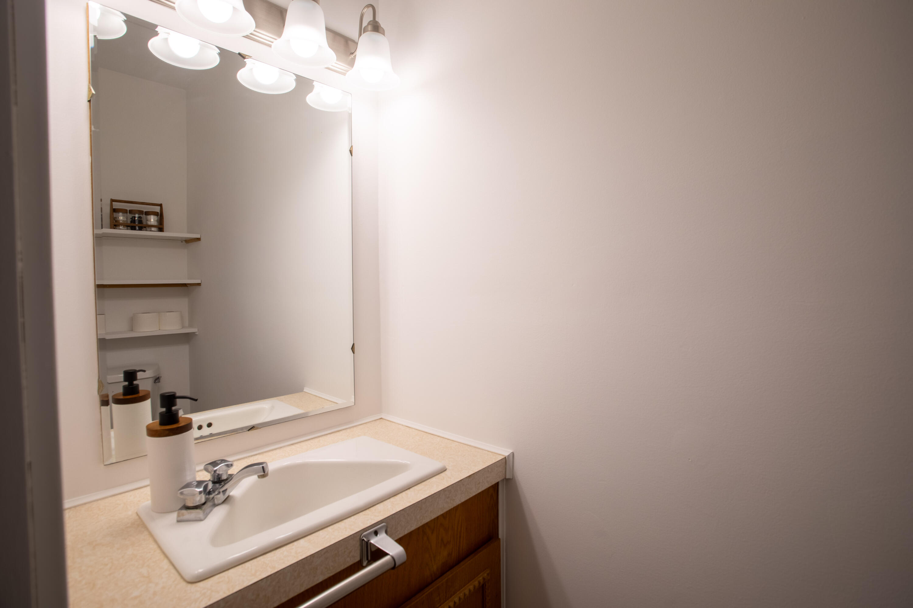 10163 Baldwin Road Bridgman, MI 49106 - Photo 18 of 22 En Suite