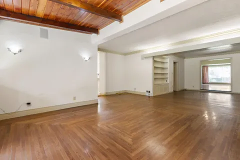 $1,100,000 | 2940 Garfield Avenue, Carmichael, CA 95608