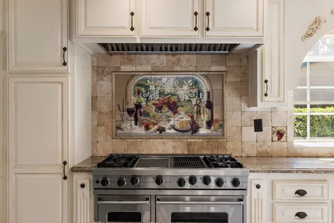 $1,100,000 | 2940 Garfield Avenue, Carmichael, CA 95608