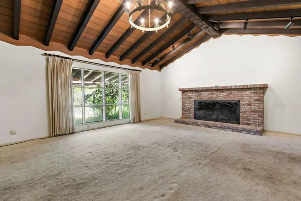 $1,100,000 | 2940 Garfield Avenue, Carmichael, CA 95608