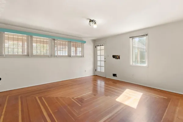 $1,100,000 | 2940 Garfield Avenue, Carmichael, CA 95608