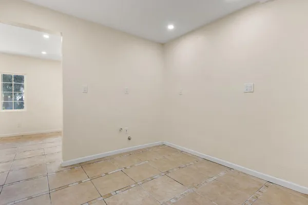 $1,100,000 | 2940 Garfield Avenue, Carmichael, CA 95608