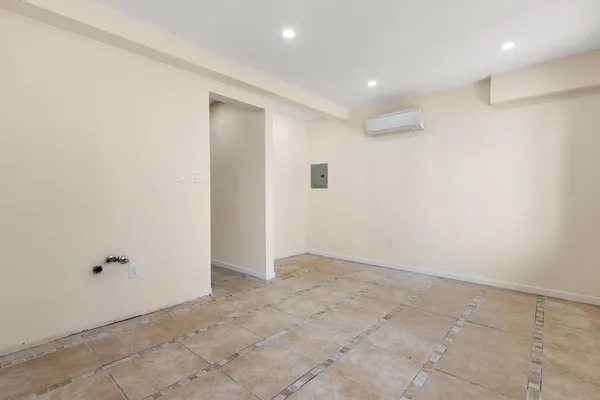 $1,100,000 | 2940 Garfield Avenue, Carmichael, CA 95608