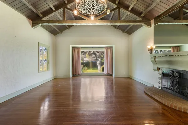 $1,100,000 | 2940 Garfield Avenue, Carmichael, CA 95608