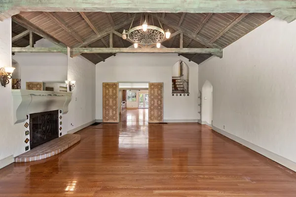 $1,100,000 | 2940 Garfield Avenue, Carmichael, CA 95608