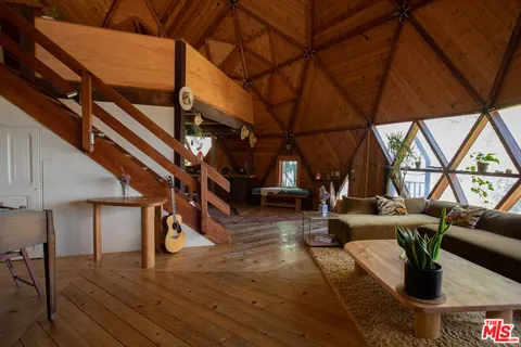 $2,499,000 | 20269 Croydon Lane, Topanga, CA 90290