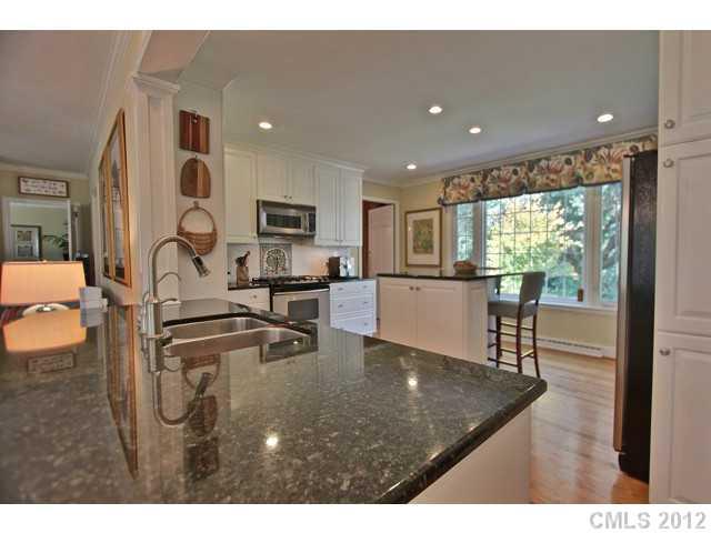 2525 Pinewood Road Gastonia, NC 28054 - Photo 2 of 16 Gallery Image 2