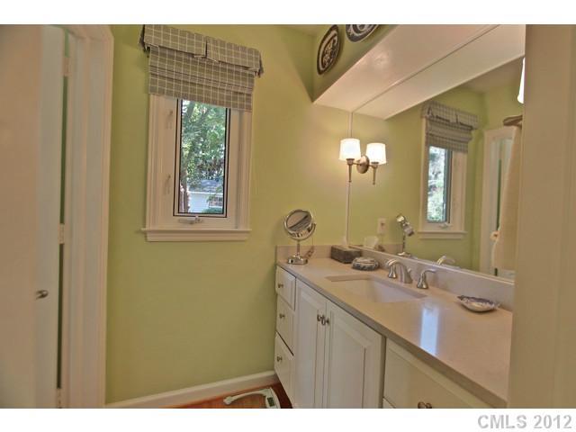 2525 Pinewood Road Gastonia, NC 28054 - Photo 7 of 16 Gallery Image 7