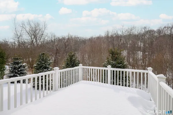 $624,900 | 23 Woods Lane, Unit 23, Newtown, CT 06470