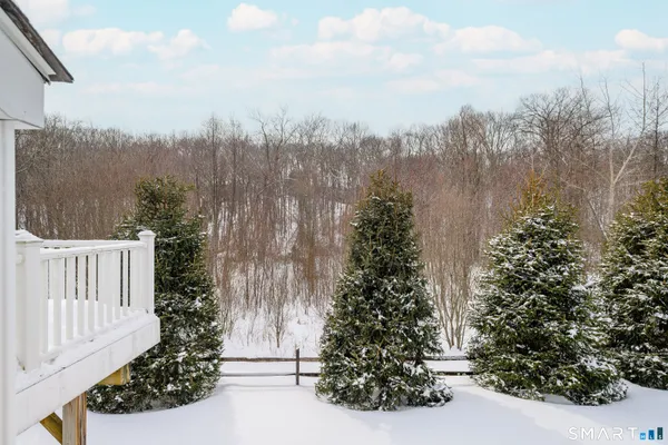 $624,900 | 23 Woods Lane, Unit 23, Newtown, CT 06470