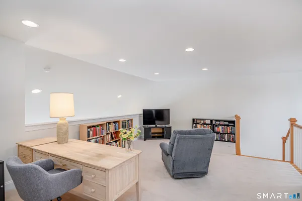 $624,900 | 23 Woods Lane, Unit 23, Newtown, CT 06470