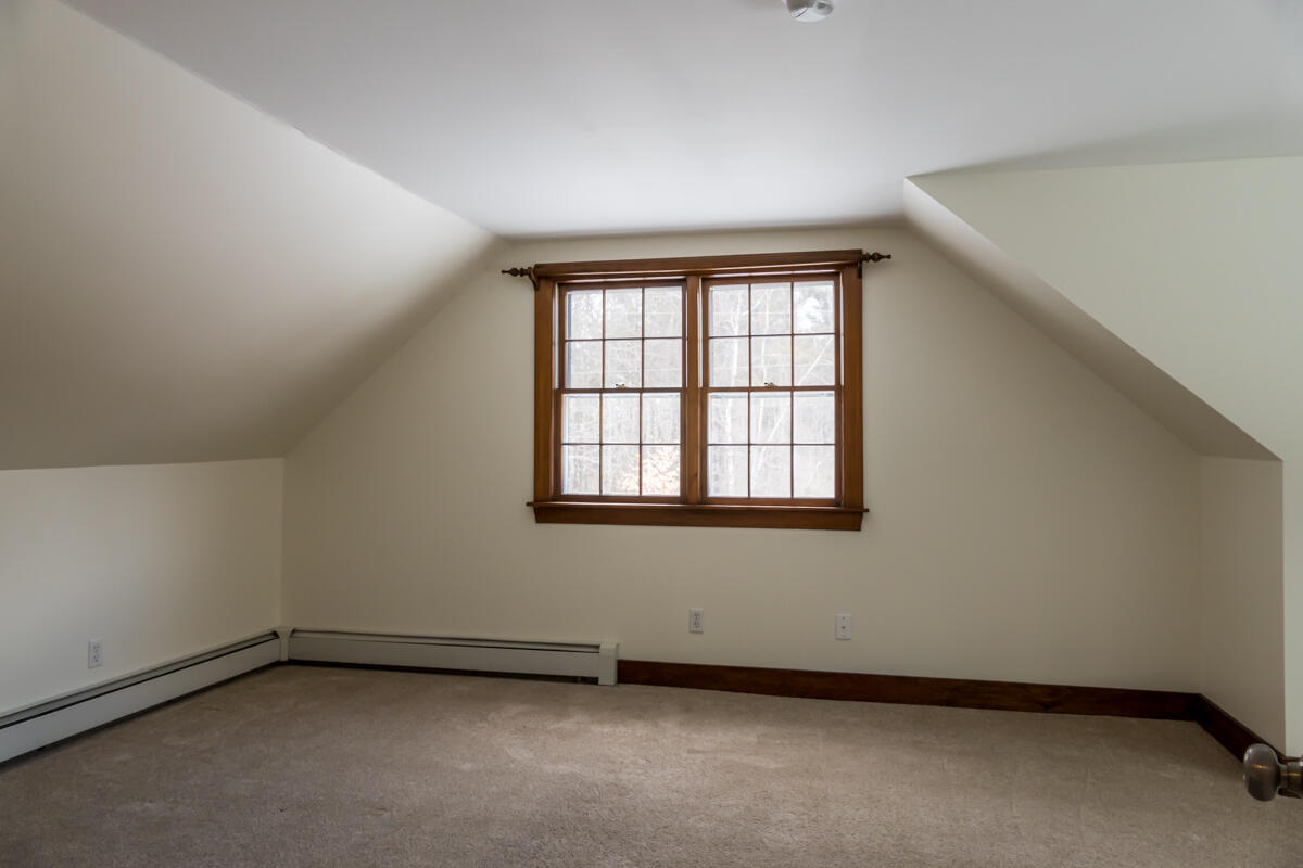 174 Durham Road Freeport, ME 04032 - Photo 31 of 54 36-3rd Bedroom (3 of 3)