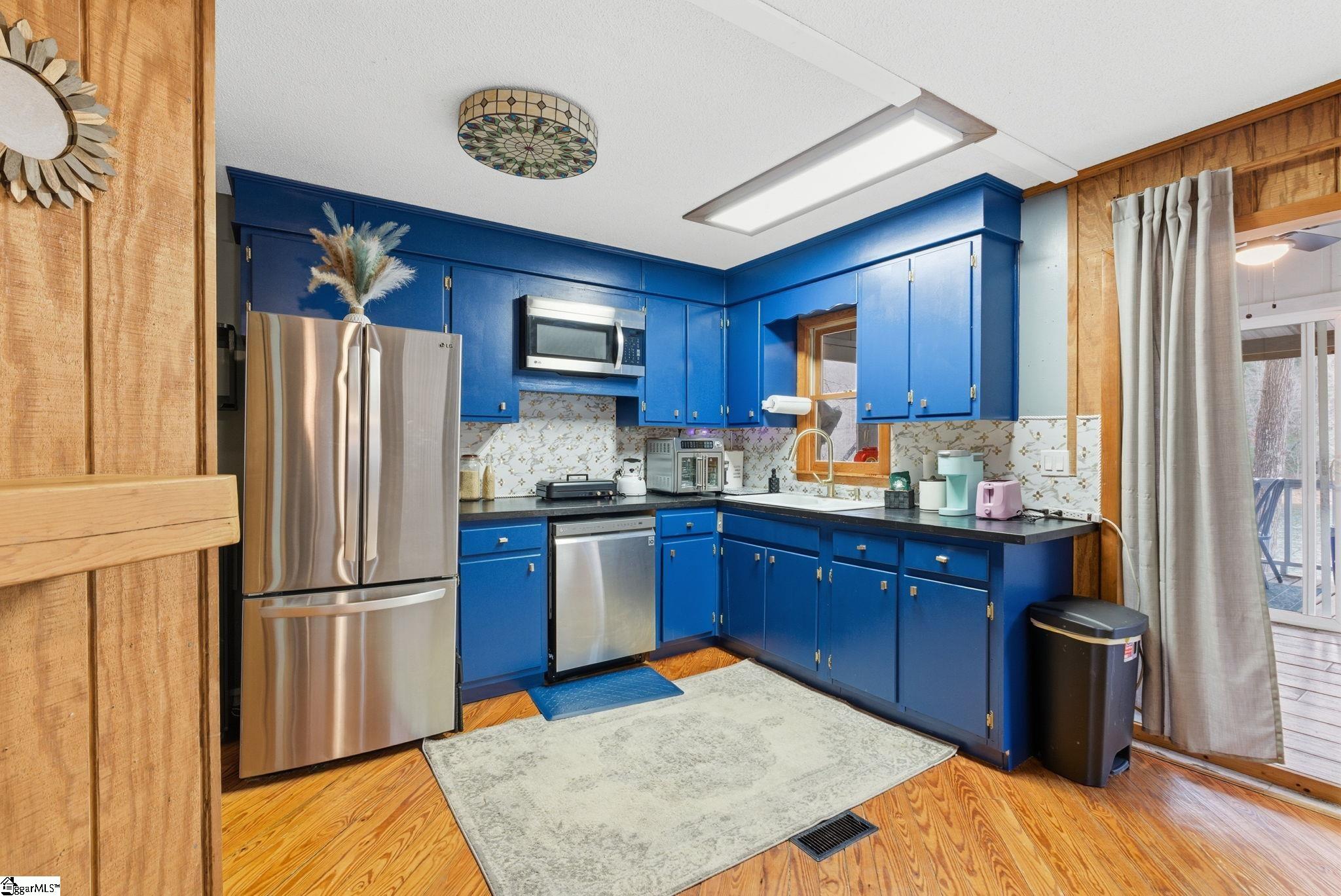 215 Nature Lane Mountain Rest, SC 29664 - Photo 3 of 25