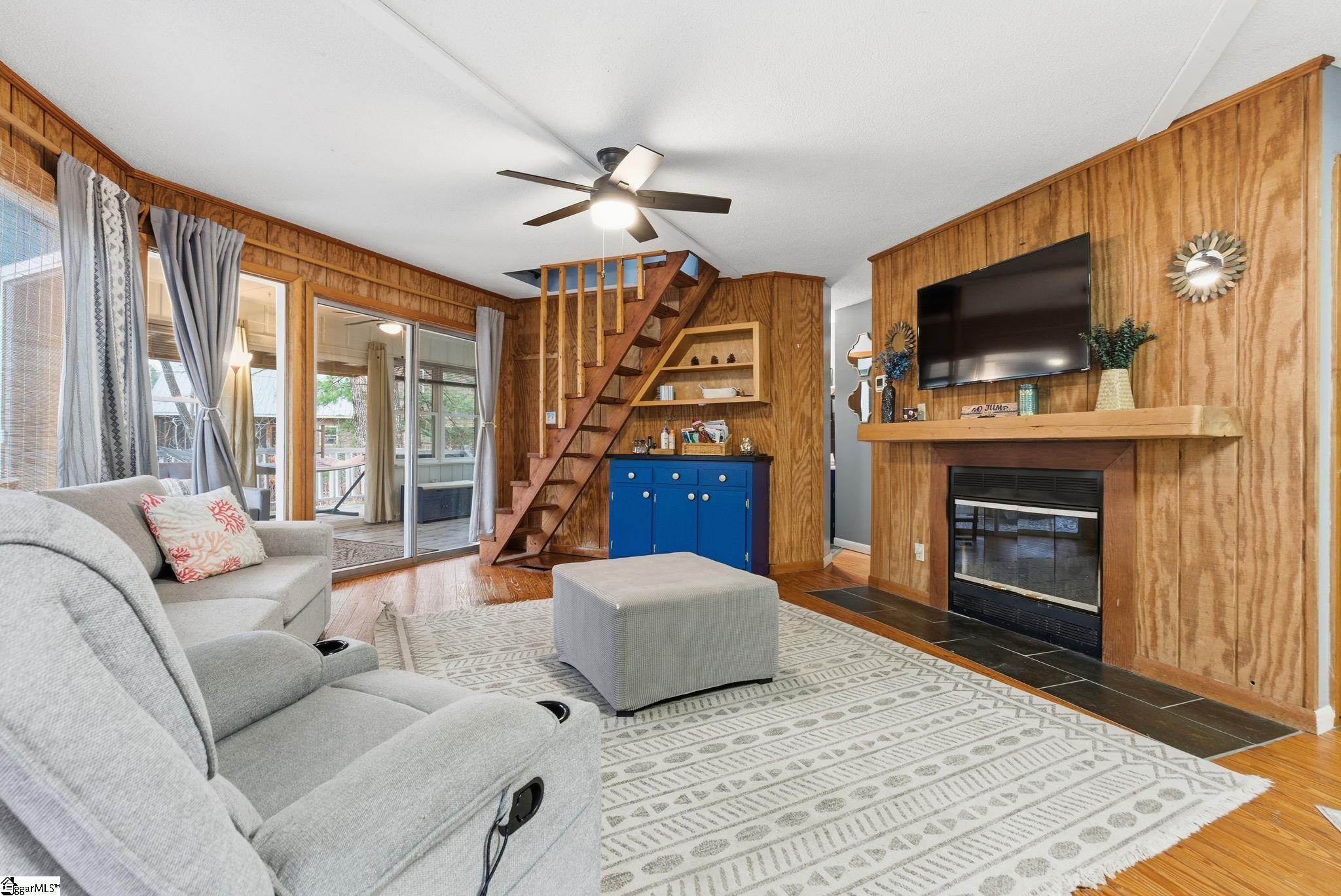 215 Nature Lane Mountain Rest, SC 29664 - Photo 4 of 25