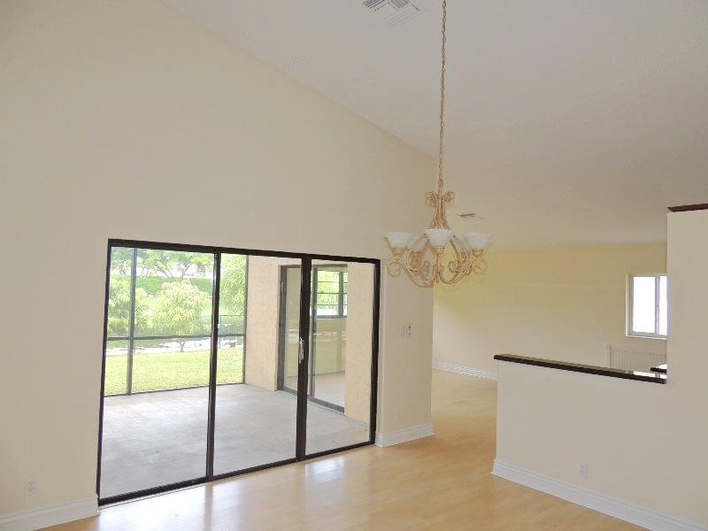 11849 Woodtones Lane Boca Raton, FL 33428 - Photo 4 of 16 Living Room