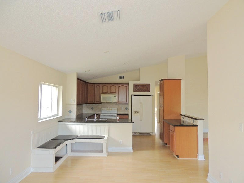 11849 Woodtones Lane Boca Raton, FL 33428 - Photo 6 of 16 Kitchen