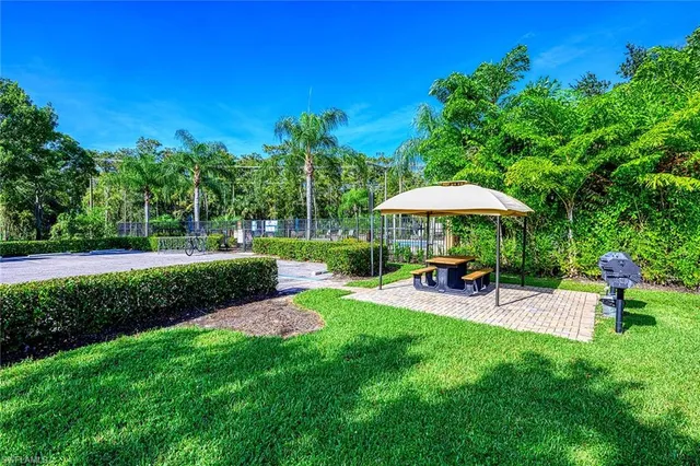 $2,900 | 2408 Millcreek Lane, Unit 204, Naples, FL 34119