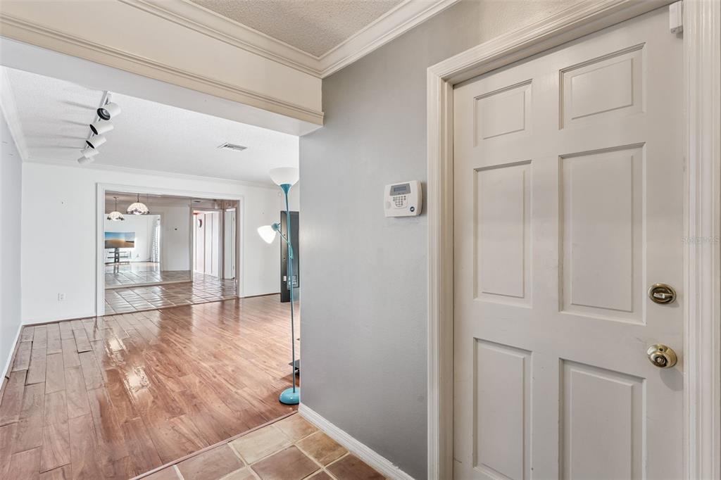 907 Hillary Court, Unit 5 Orlando, FL 32804 - Photo 14 of 32