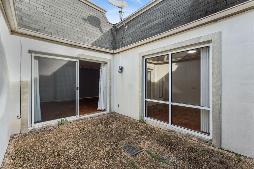 907 Hillary Court, Unit 5 Orlando, FL 32804 - Photo 24 of 32