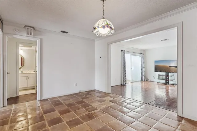 $340,000 | 907 Hillary Court, Unit 5, Orlando, FL 32804