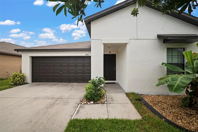 $292,900 | 10118 Carloway Hills Drive, Wimauma, FL 33598