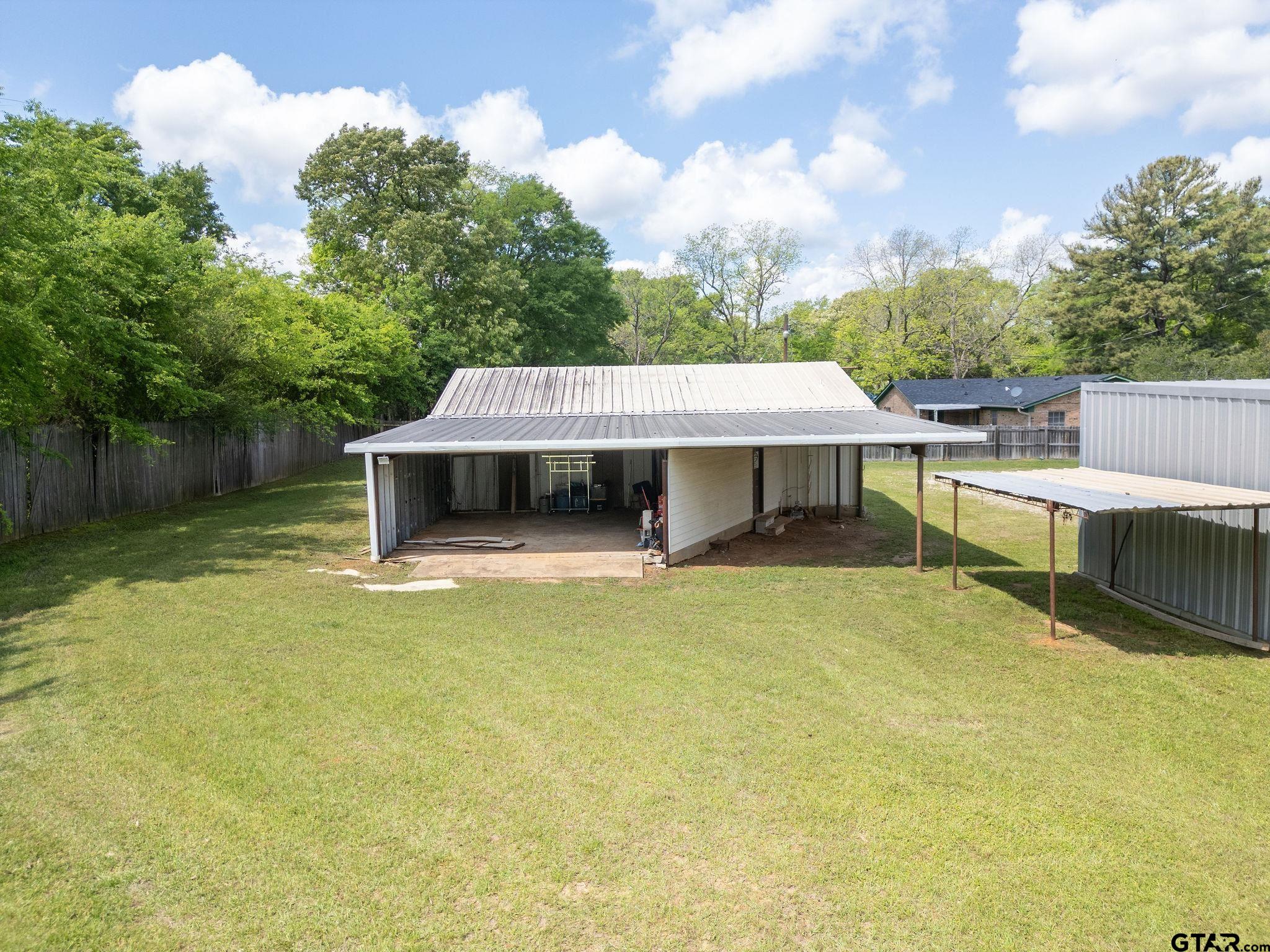 1006 Spring Street Longview, TX 75604 - Photo 16 of 27