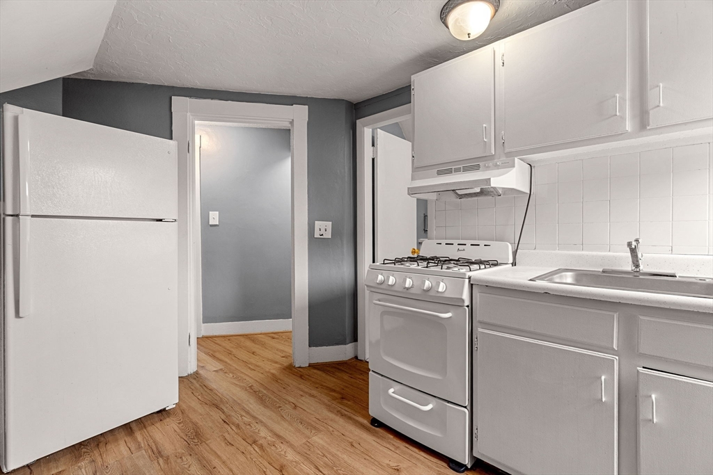 108 Highland Avenue Malden, MA 02148 - Photo 27 of 33