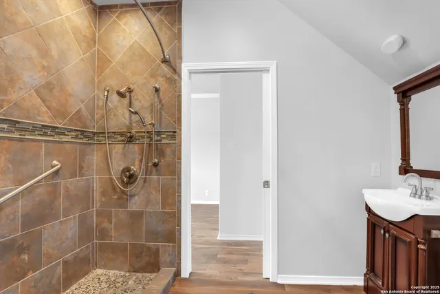 $3,200 | 10803 Sierra Ridge Drive, San Antonio, TX 78245