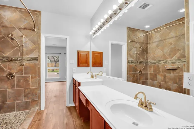 $3,200 | 10803 Sierra Ridge Drive, San Antonio, TX 78245